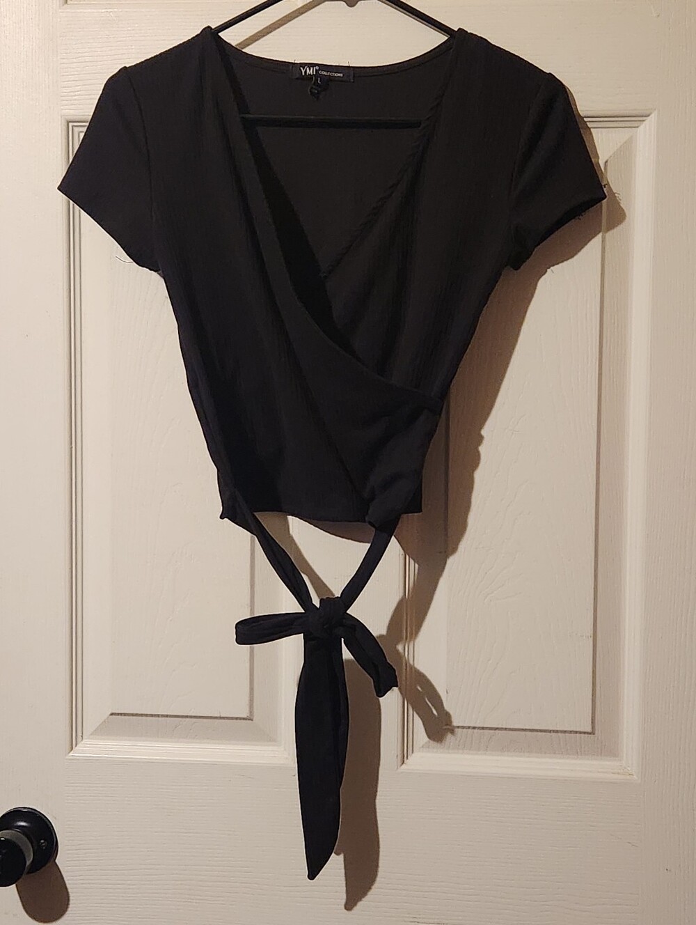 Black Wrap Tie-Front Crop Top | Sz L